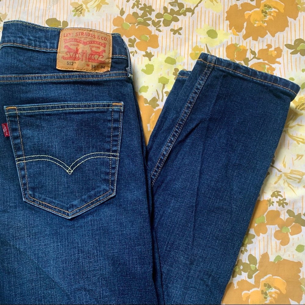 LEVI DARK WASH 512 JEANS